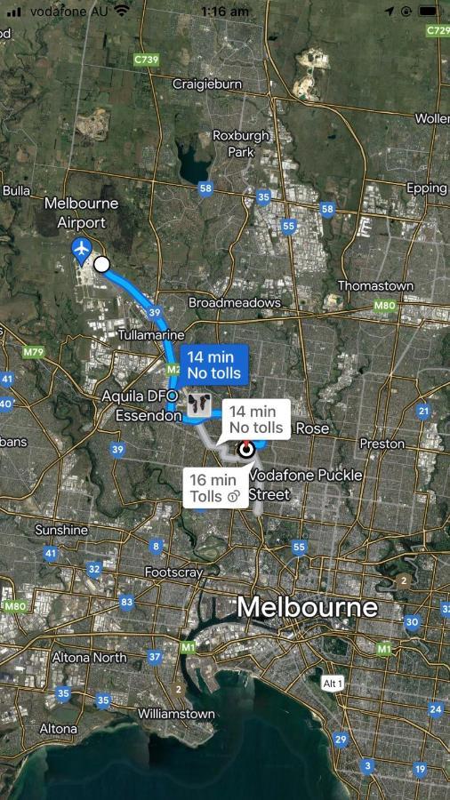 A Single Room Near The Railway Station Melburne Exterior foto